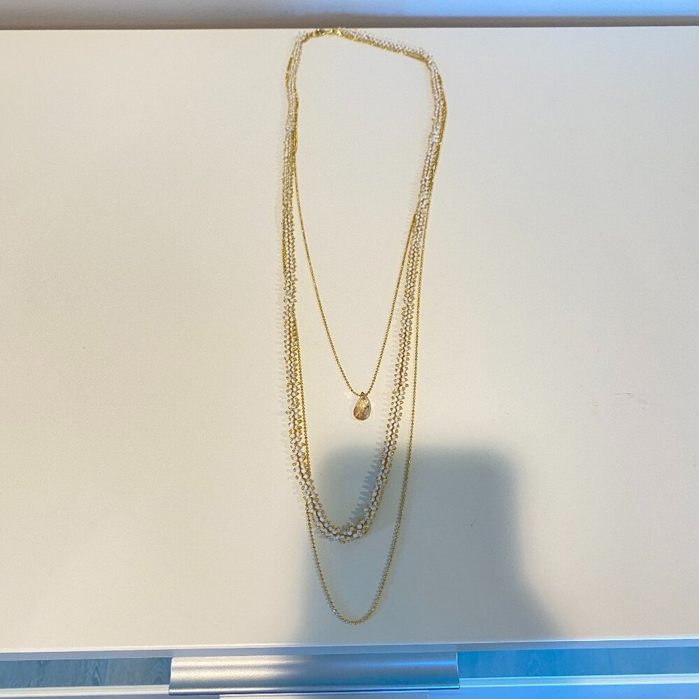 Long Neck Lace Gold White